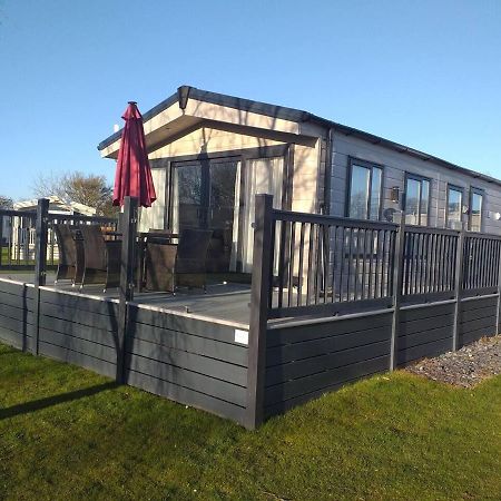 Superior 6 Berth Holiday Home In Suffolk Saxmundham Exteriér fotografie
